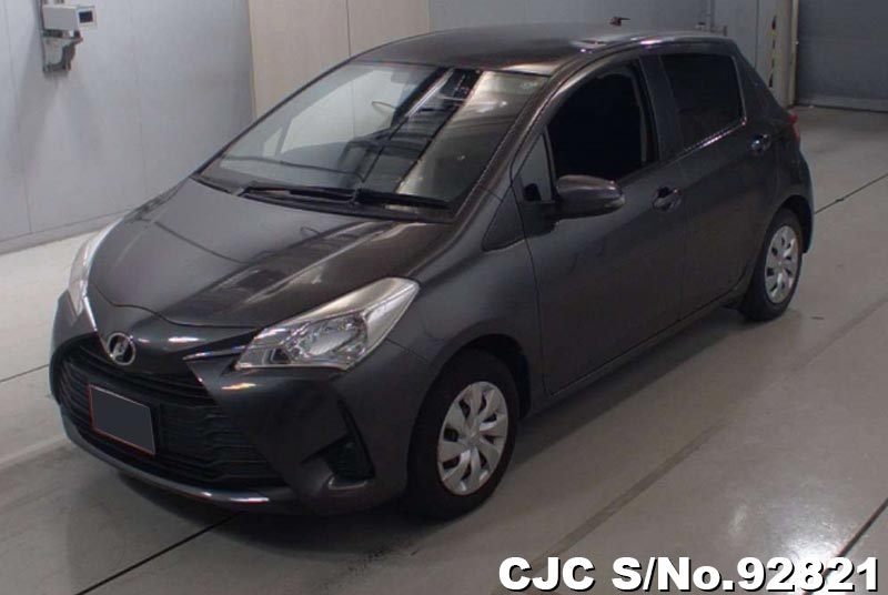 Toyota vitz 2017